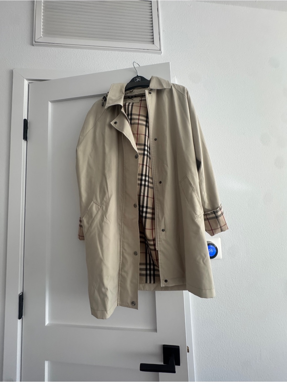 Classic Burberry Waterproof Trench Coat with original lining